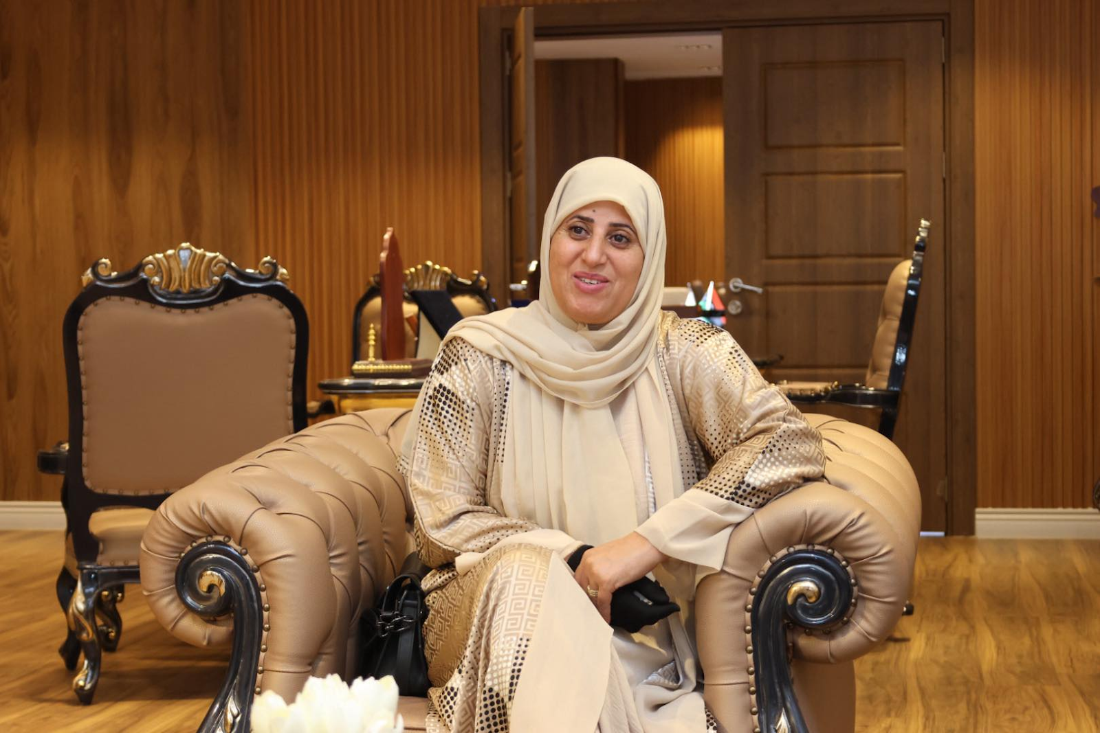 يتقدم معالي وزير التعليم العالي والبحث العلمي، الأستاذ المهدي السعيطي، بأسمى آيات التهاني وأطيب التبريكات إلى الدكتورة سلطنة المسماري