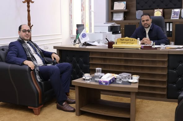 الدكتور فرج العريبي يتابع مع رئيس أكاديمية الدراسات العليا ببنغازي سبل تطوير العمل بنغازي