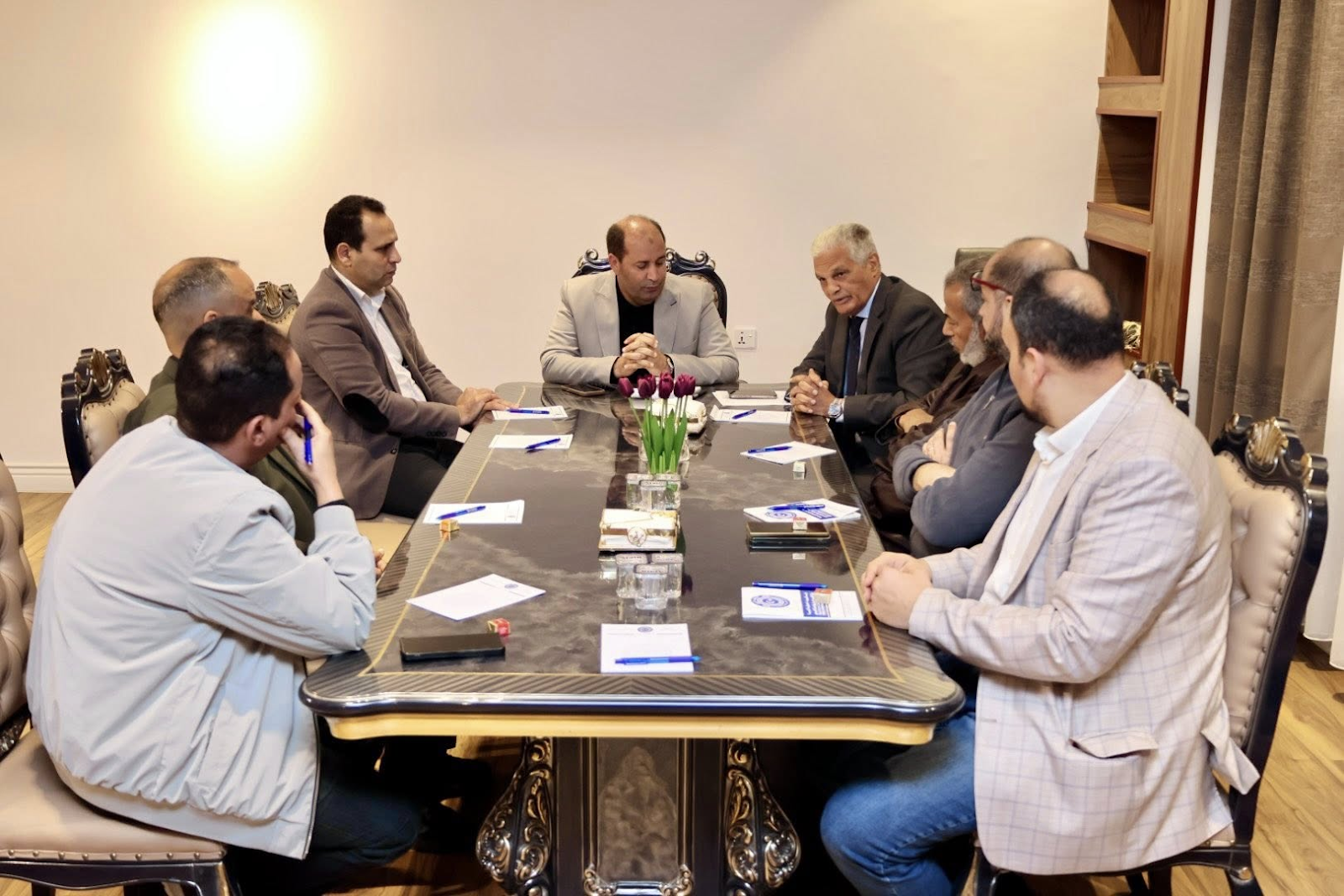 وزير التعليم العالي والبحث العلمي يشدد على معايير الجودة والاعتماد خلال اجتماعه برؤساء الجامعات الخاصة