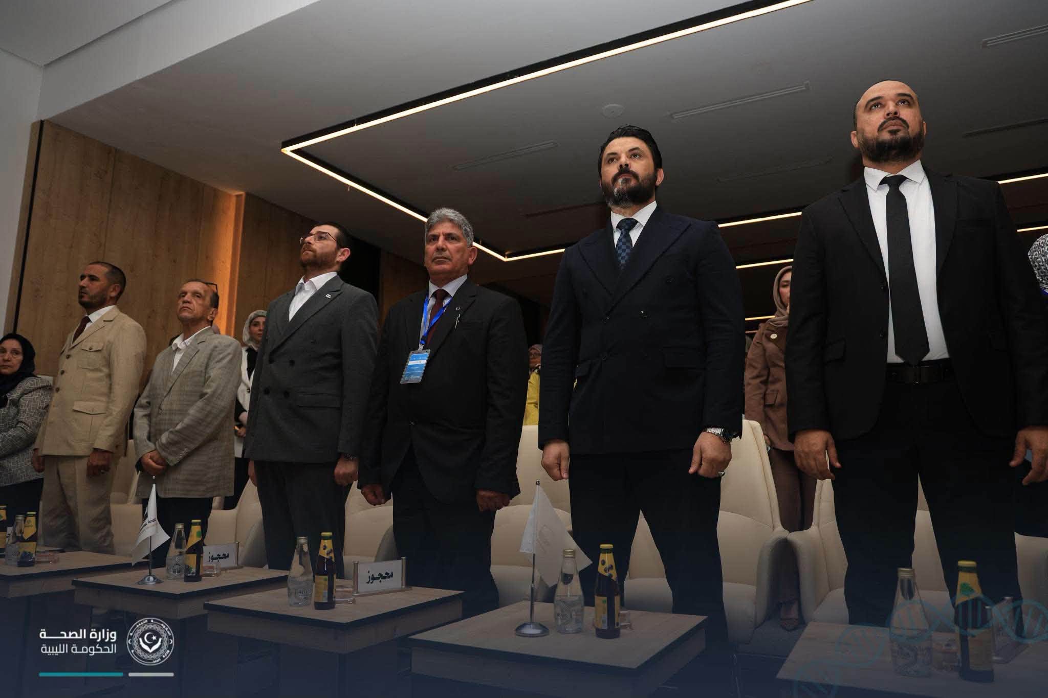 مستشار وزير التعليم العالي والبحث العلمي يشارك في افتتاح فعاليات المؤتمر العلمي للأمراض النادرة