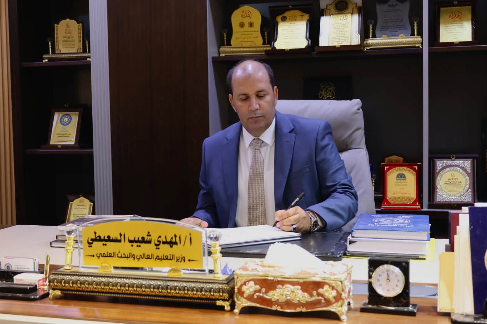 وزير التعليم العالي والبحث العلمي يصدر قراراً بإنشاء كلية الإعلام والاتصال بجامعة سبها